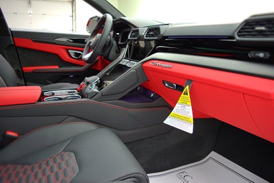 2022 Lamborghini Urus /SELEZIONE PRE-OWNED CERTIFIED