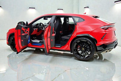 2022 Lamborghini Urus /SELEZIONE PRE-OWNED CERTIFIED