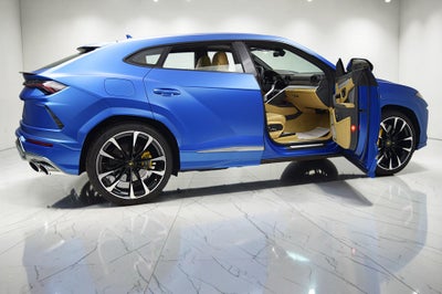 2022 Lamborghini Urus /SELEZIONE PRE-OWNED CERTIFIED