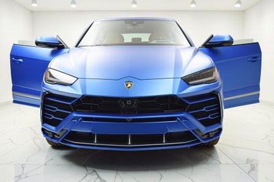 2022 Lamborghini Urus /SELEZIONE PRE-OWNED CERTIFIED