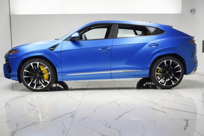 2022 Lamborghini Urus /SELEZIONE PRE-OWNED CERTIFIED