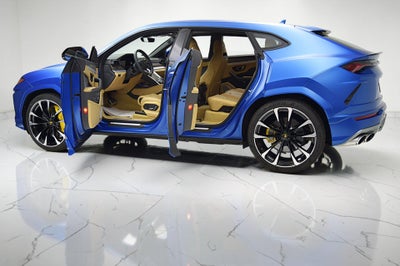 2022 Lamborghini Urus /SELEZIONE PRE-OWNED CERTIFIED