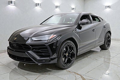 2020 Lamborghini Urus /SELEZIONE PRE-OWNED CERTIFIED