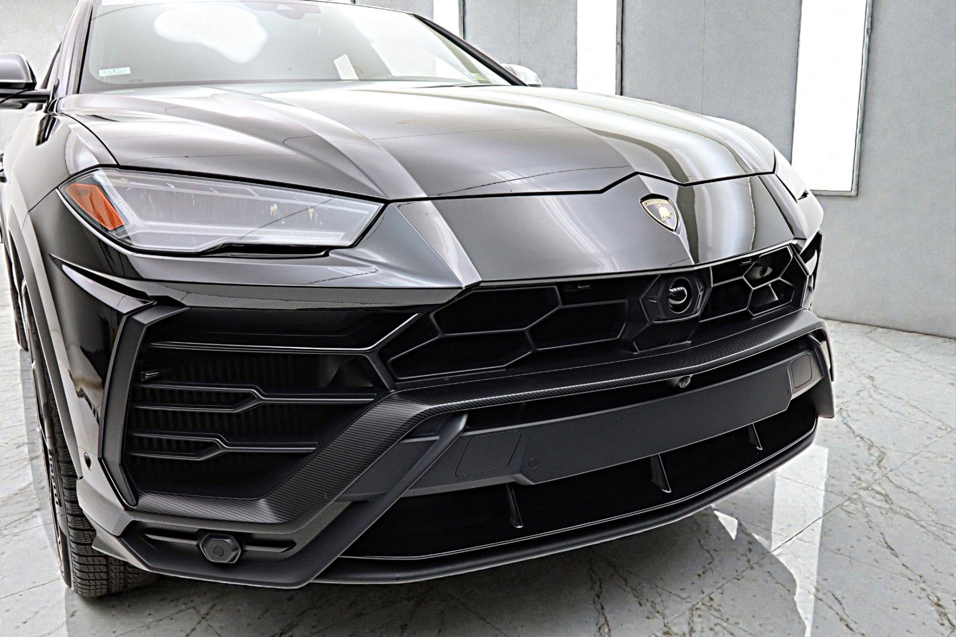 2020 Lamborghini Urus /SELEZIONE PRE-OWNED CERTIFIED