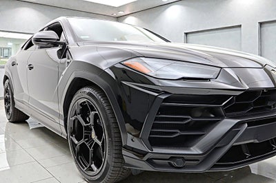 2020 Lamborghini Urus /SELEZIONE PRE-OWNED CERTIFIED