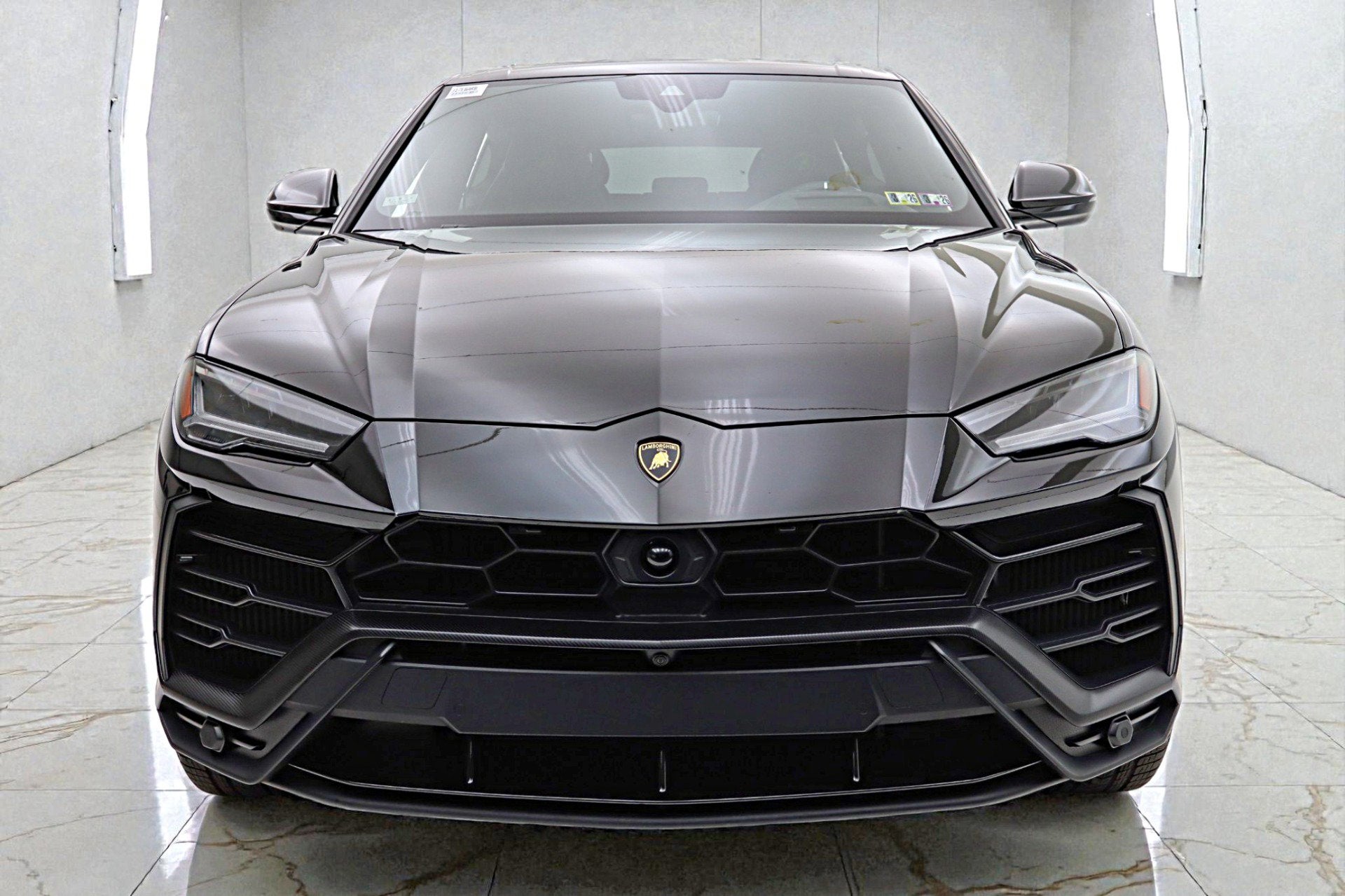 2020 Lamborghini Urus /SELEZIONE PRE-OWNED CERTIFIED