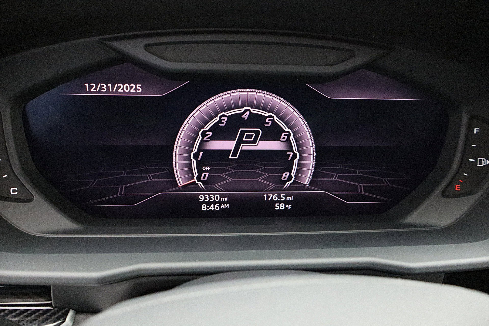 2020 Lamborghini Urus /SELEZIONE PRE-OWNED CERTIFIED