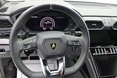 2020 Lamborghini Urus /SELEZIONE PRE-OWNED CERTIFIED