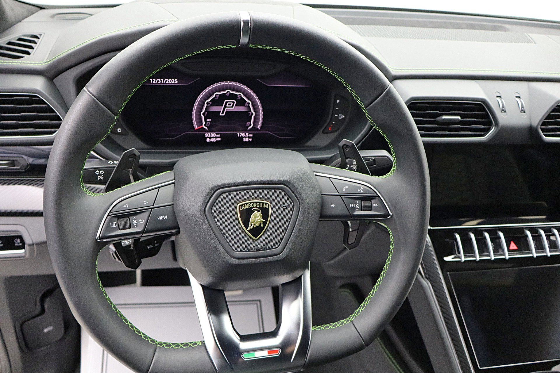 2020 Lamborghini Urus /SELEZIONE PRE-OWNED CERTIFIED