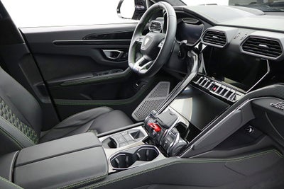 2020 Lamborghini Urus /SELEZIONE PRE-OWNED CERTIFIED