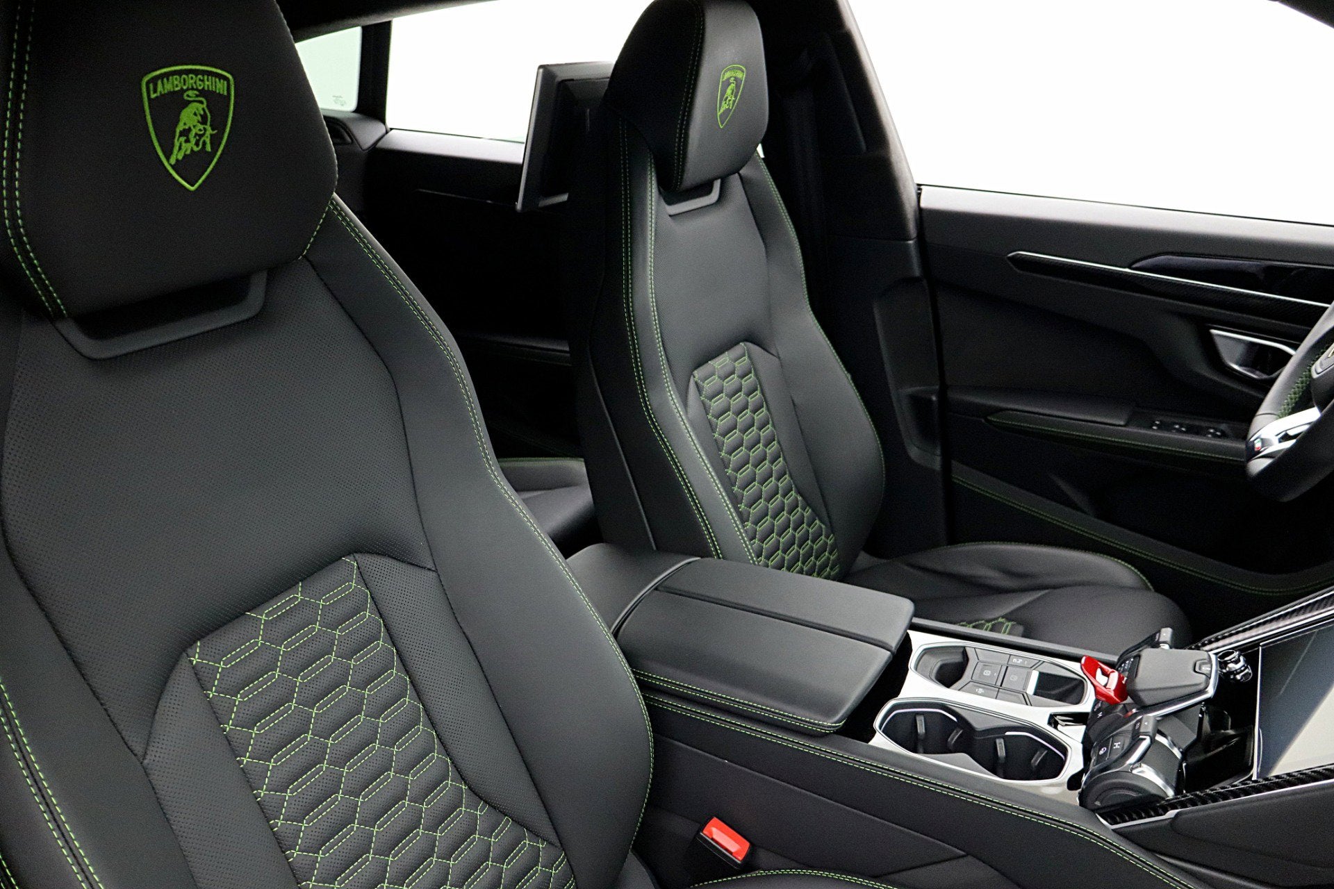 2020 Lamborghini Urus /SELEZIONE PRE-OWNED CERTIFIED