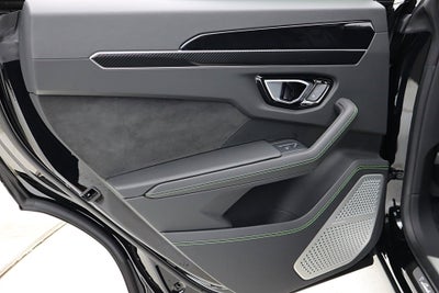 2020 Lamborghini Urus /SELEZIONE PRE-OWNED CERTIFIED