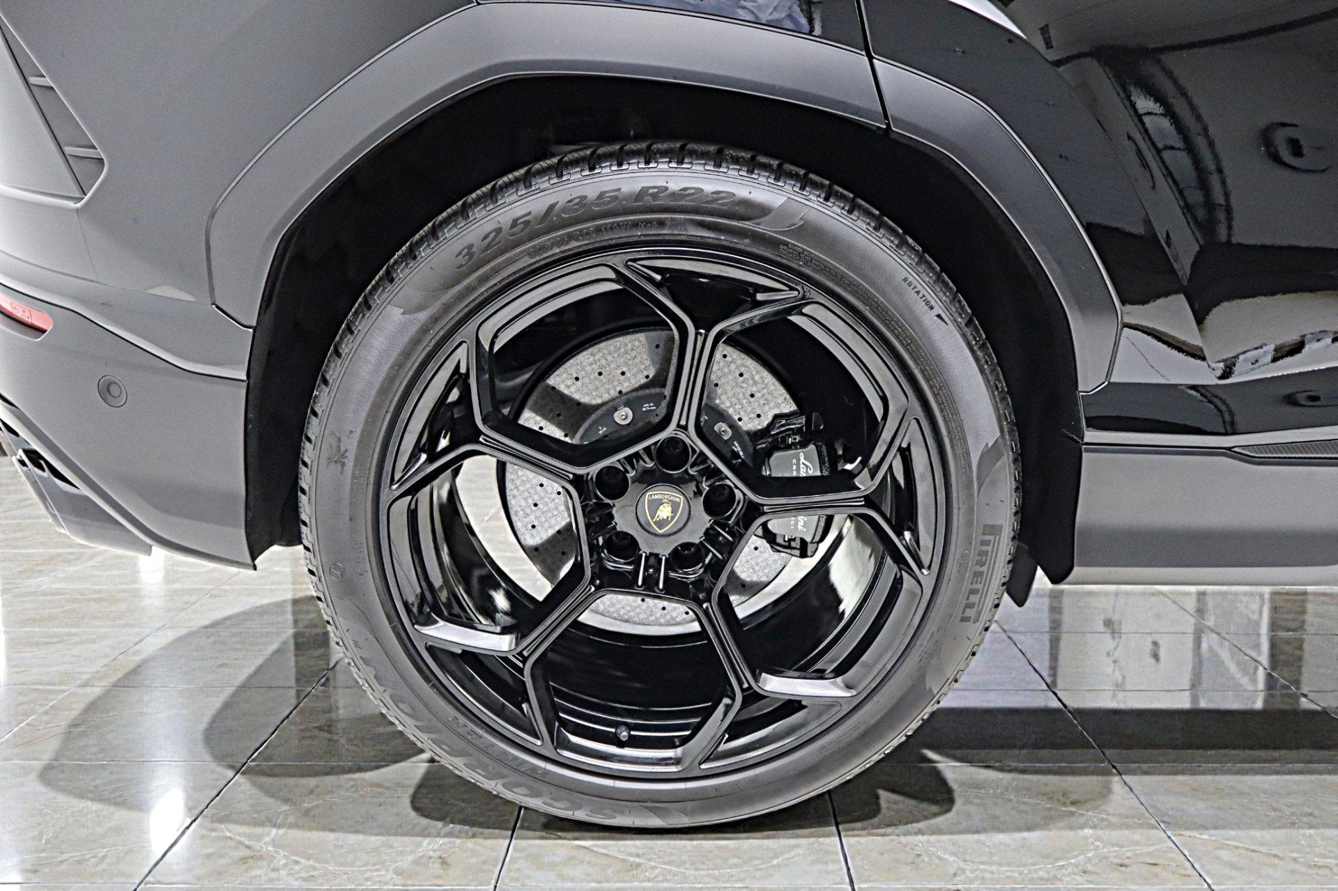 2020 Lamborghini Urus /SELEZIONE PRE-OWNED CERTIFIED