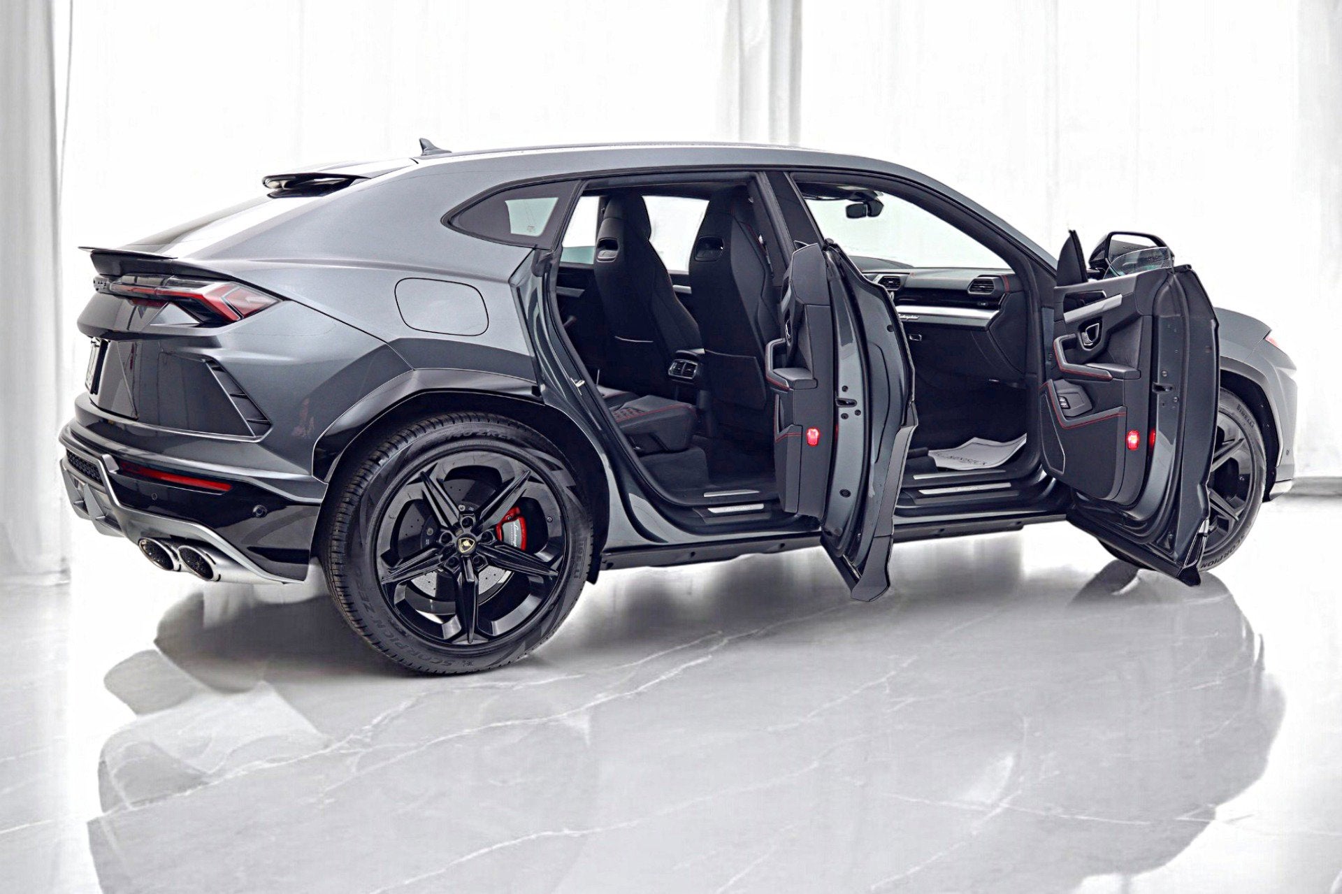 2020 Lamborghini Urus Urus SELEZIONE PRE-OWNED CERTIFIED