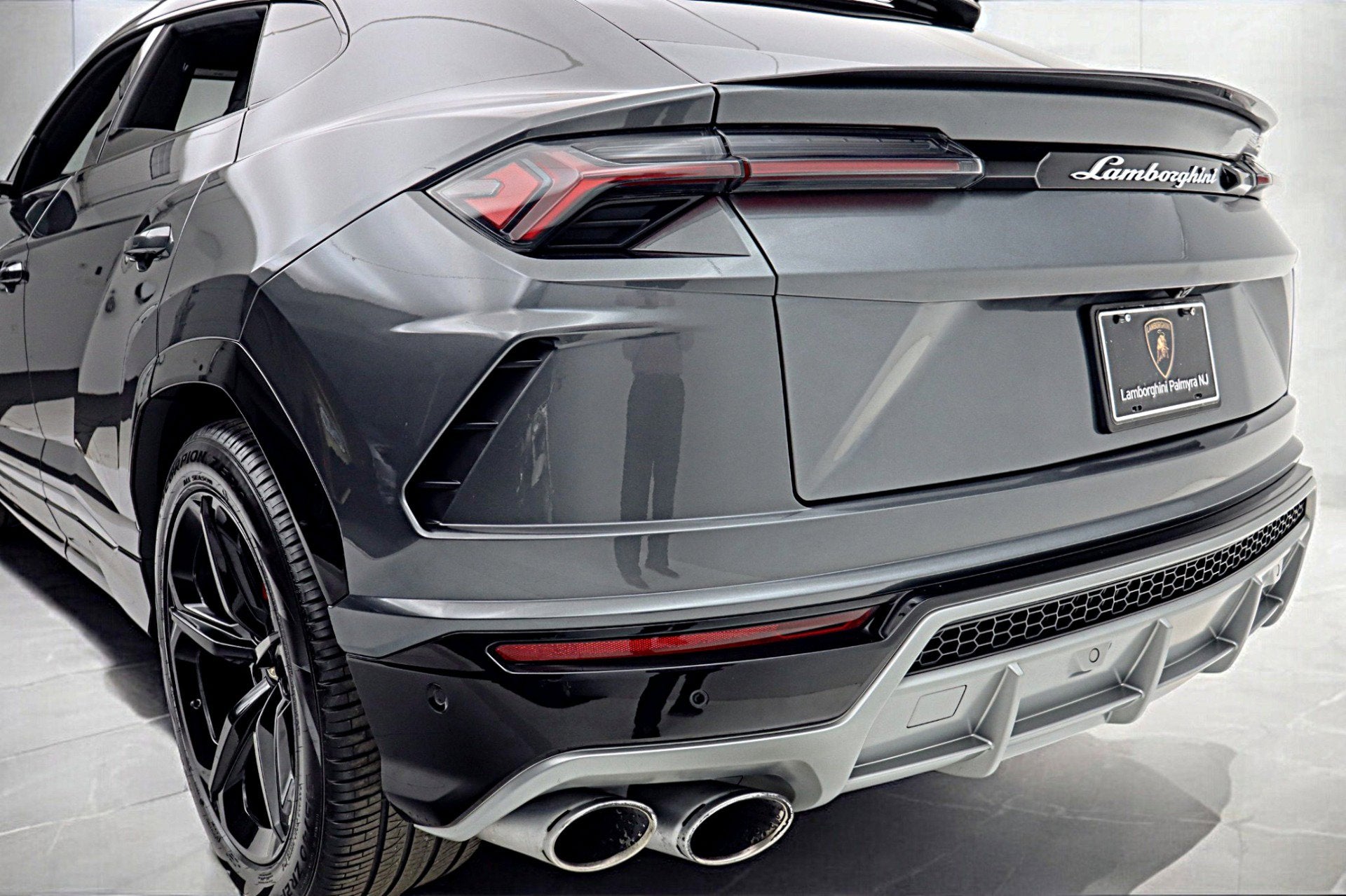 2020 Lamborghini Urus Urus SELEZIONE PRE-OWNED CERTIFIED