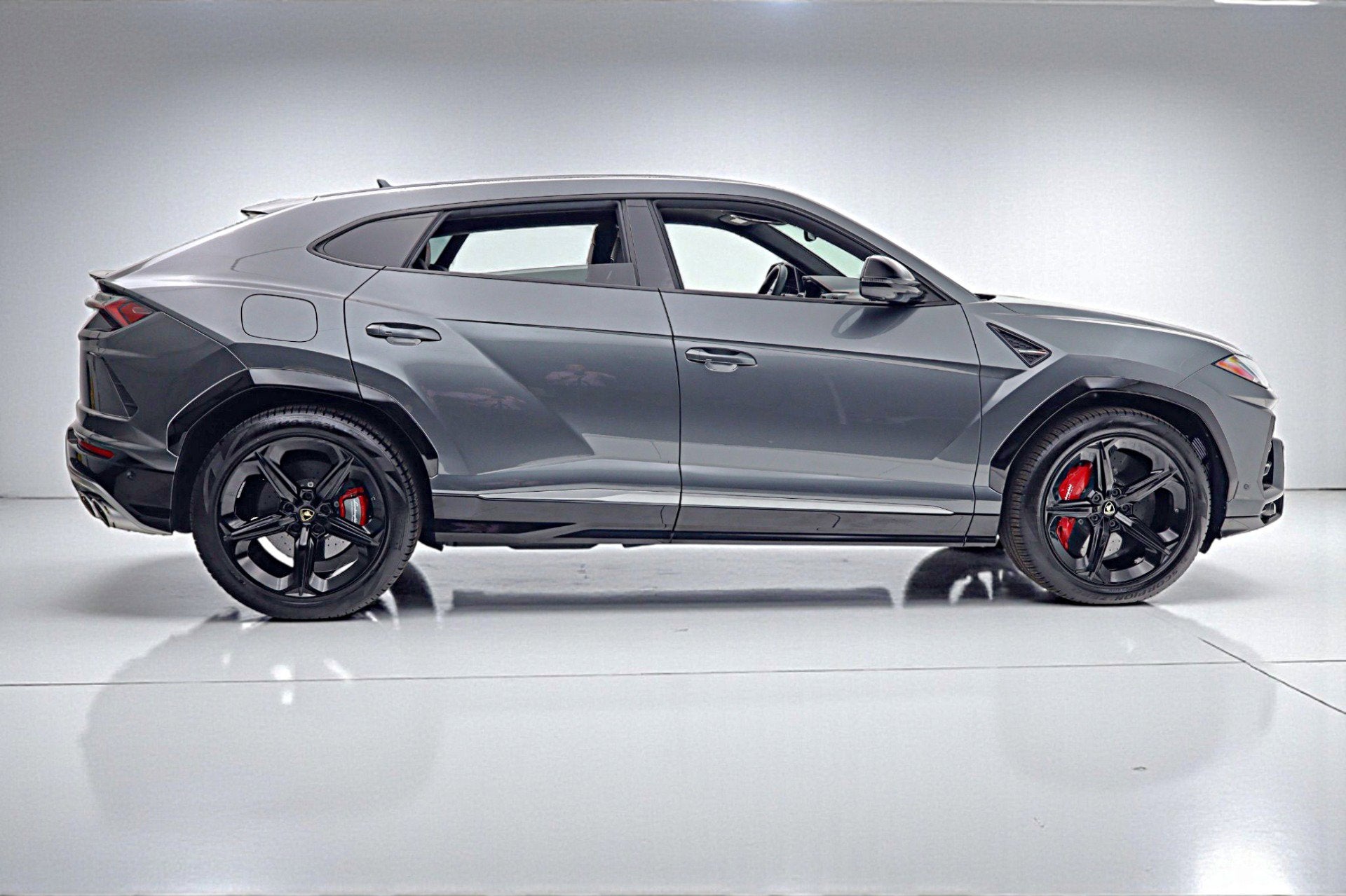 2020 Lamborghini Urus Urus SELEZIONE PRE-OWNED CERTIFIED
