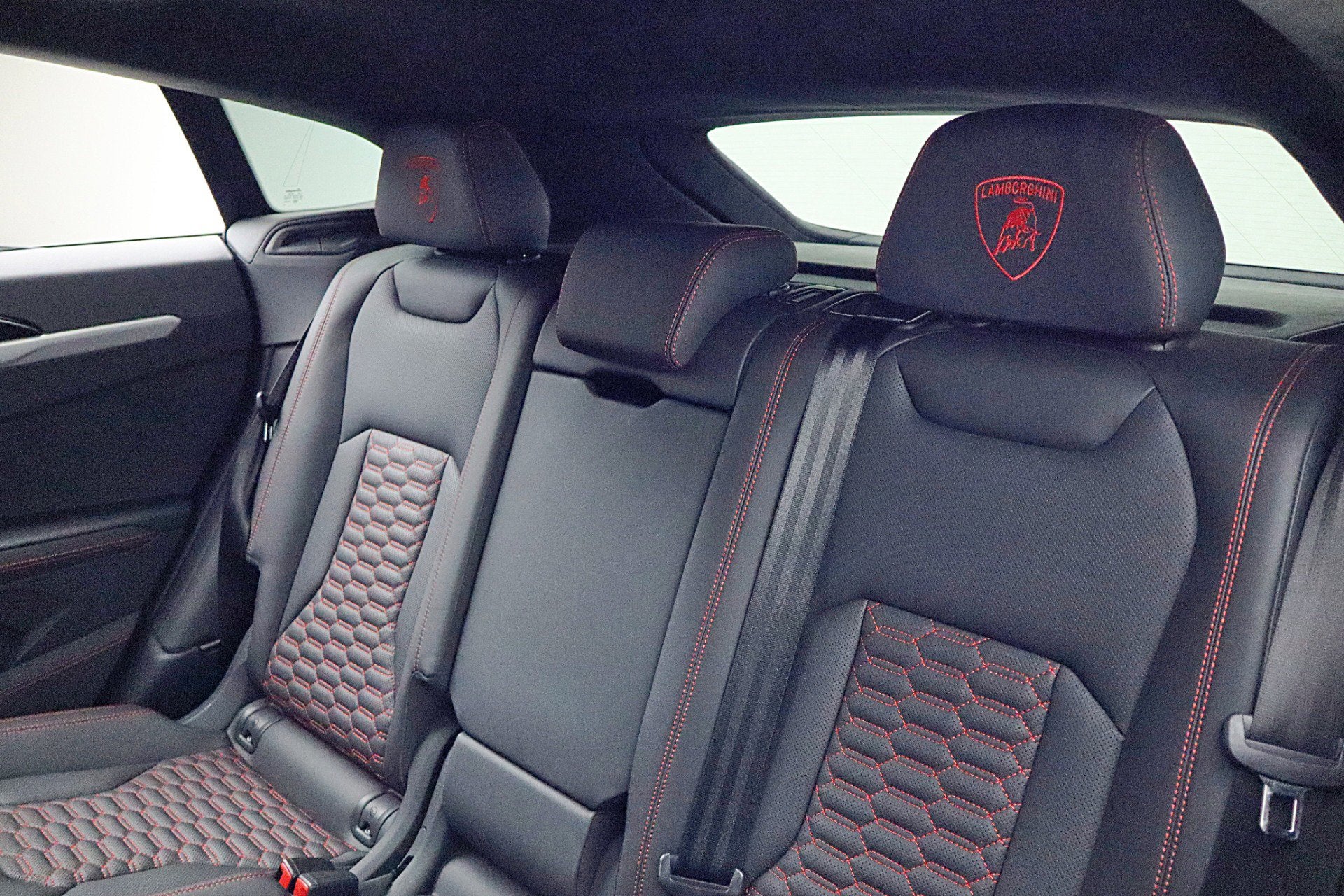 2020 Lamborghini Urus Urus SELEZIONE PRE-OWNED CERTIFIED