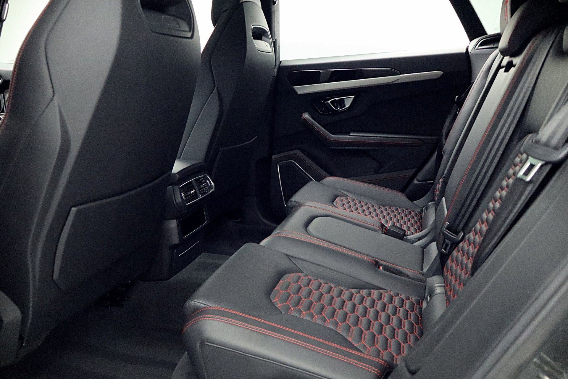 2020 Lamborghini Urus Urus SELEZIONE PRE-OWNED CERTIFIED