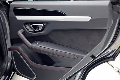 2020 Lamborghini Urus Urus SELEZIONE PRE-OWNED CERTIFIED