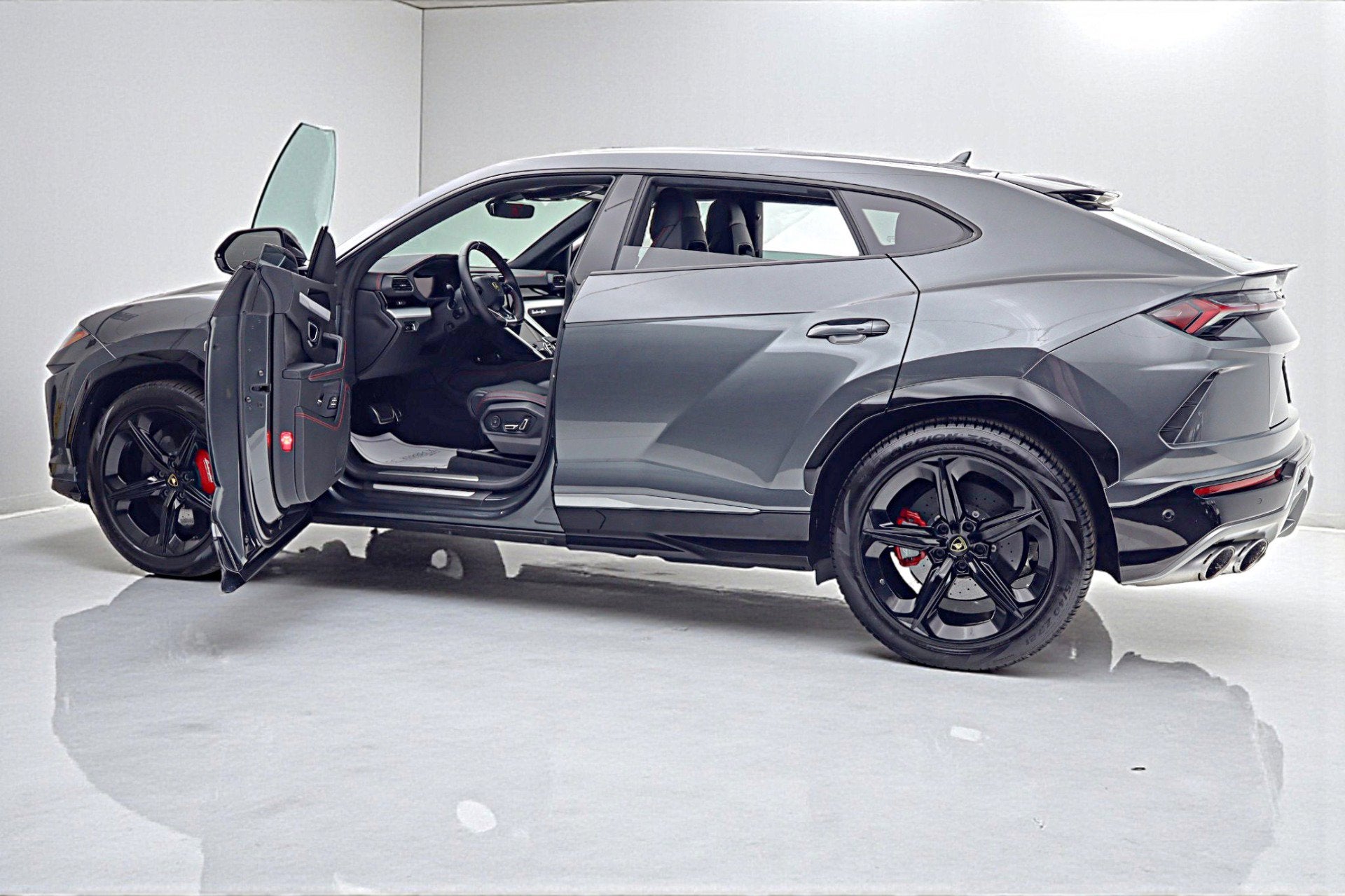 2020 Lamborghini Urus Urus SELEZIONE PRE-OWNED CERTIFIED