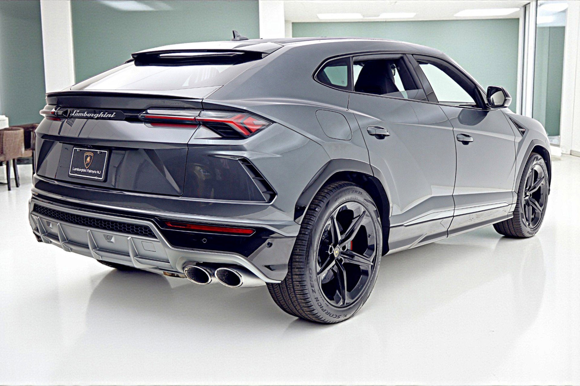 2020 Lamborghini Urus Urus SELEZIONE PRE-OWNED CERTIFIED