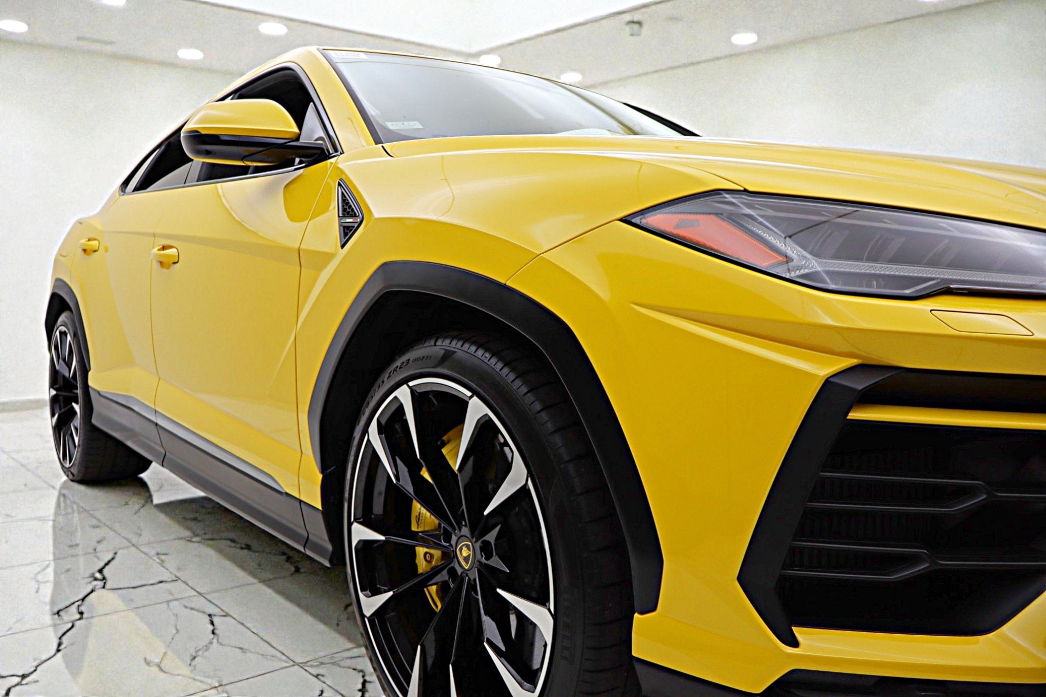 2022 Lamborghini Urus /SELEZIONE PRE-OWNED CERTIFIED