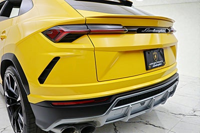 2022 Lamborghini Urus /SELEZIONE PRE-OWNED CERTIFIED
