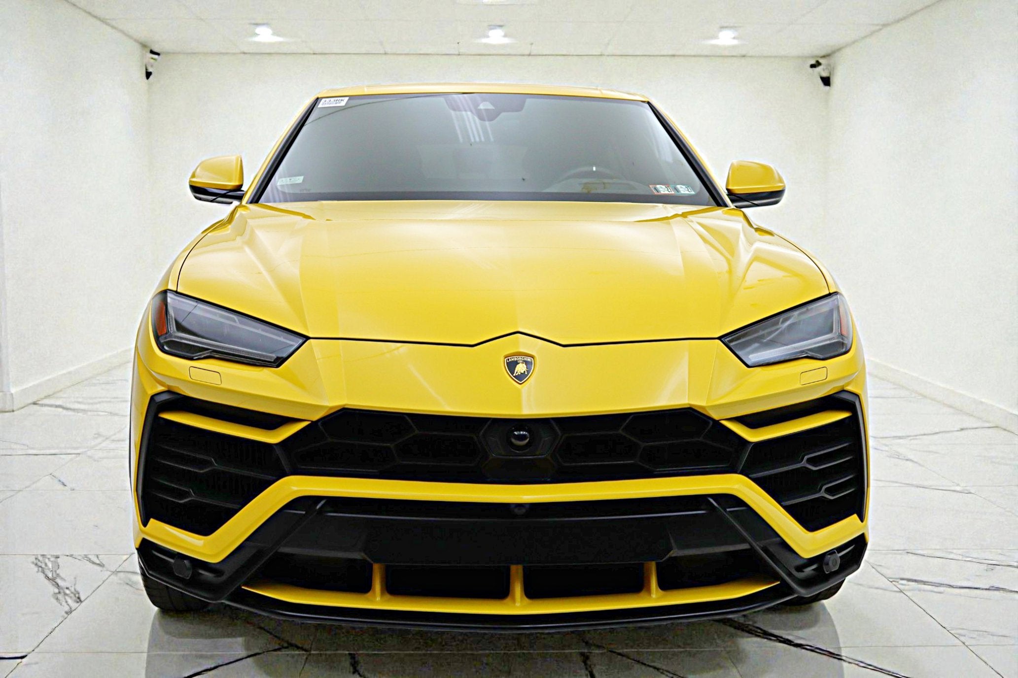 2022 Lamborghini Urus /SELEZIONE PRE-OWNED CERTIFIED