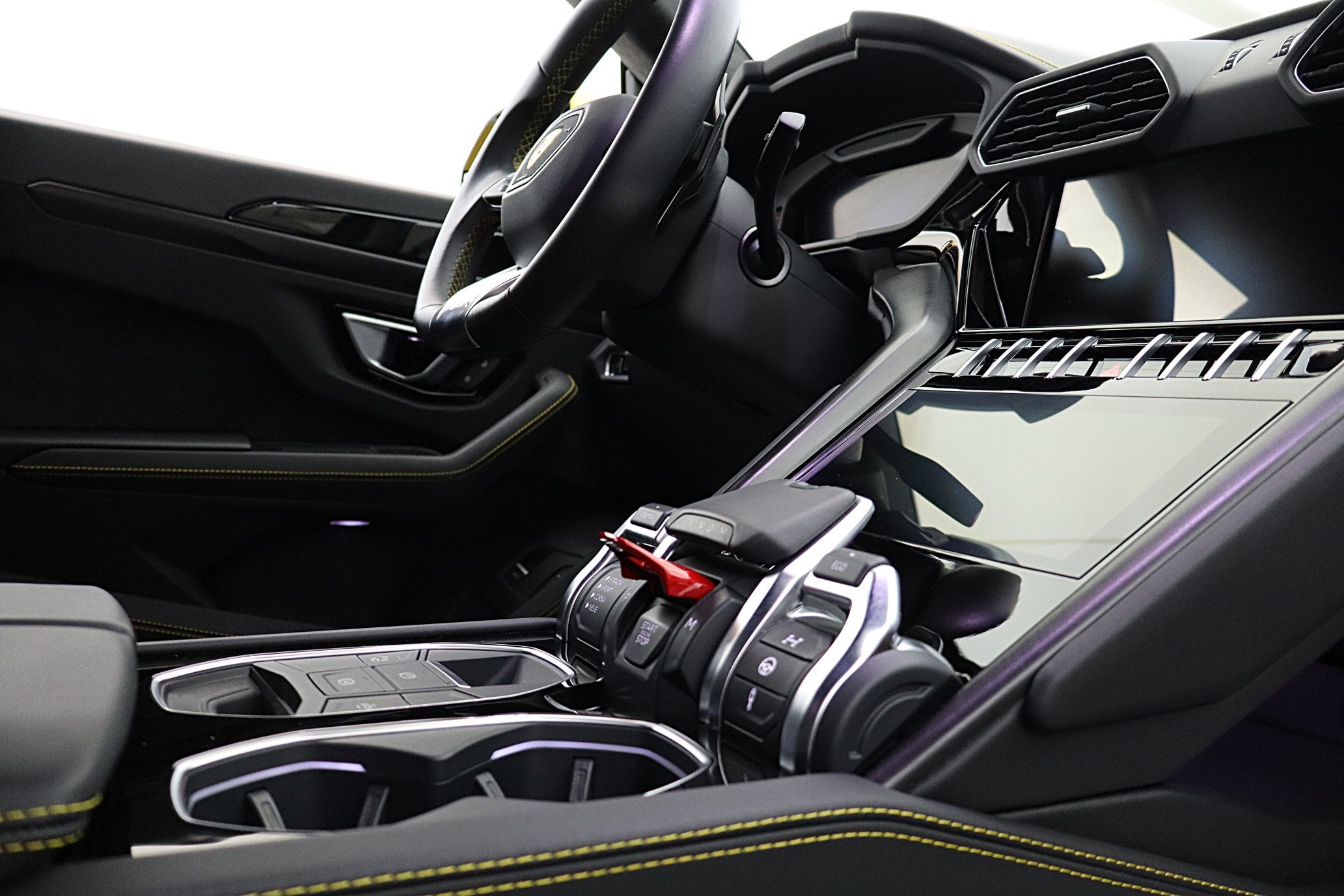 2022 Lamborghini Urus /SELEZIONE PRE-OWNED CERTIFIED