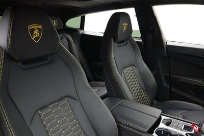 2022 Lamborghini Urus /SELEZIONE PRE-OWNED CERTIFIED