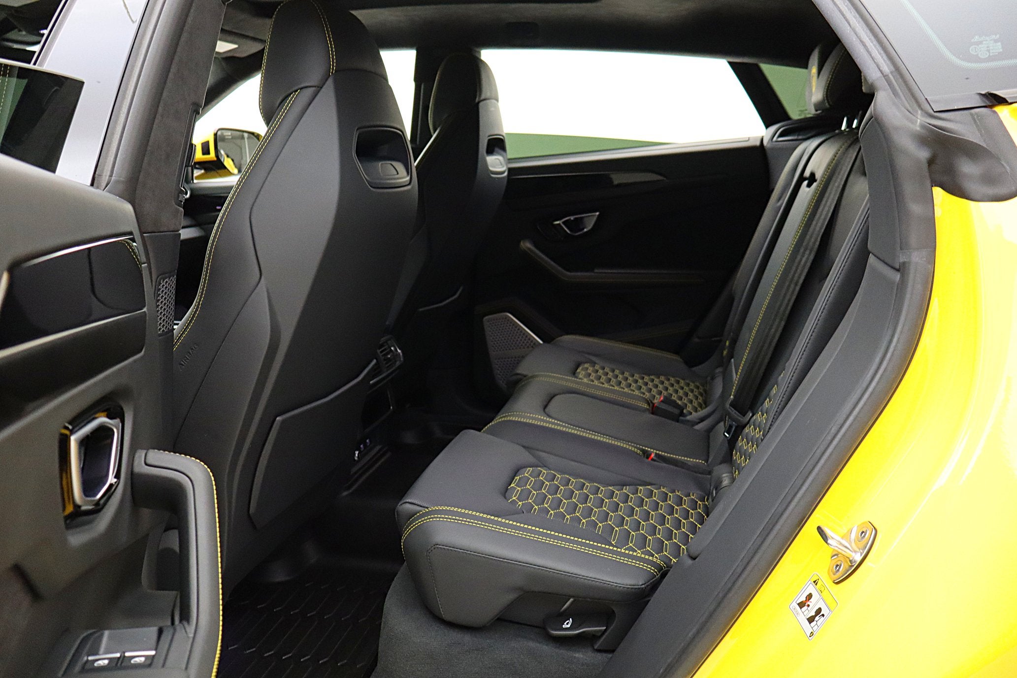 2022 Lamborghini Urus /SELEZIONE PRE-OWNED CERTIFIED