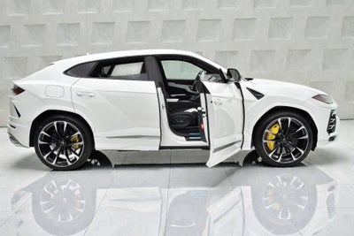 2021 Lamborghini Urus SELEZIONE PRE-OWNED CERTIFIED