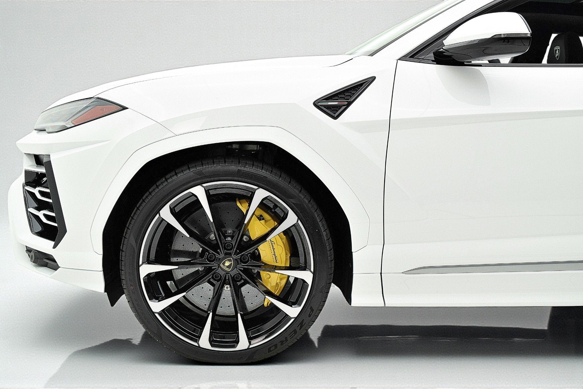 2021 Lamborghini Urus SELEZIONE PRE-OWNED CERTIFIED