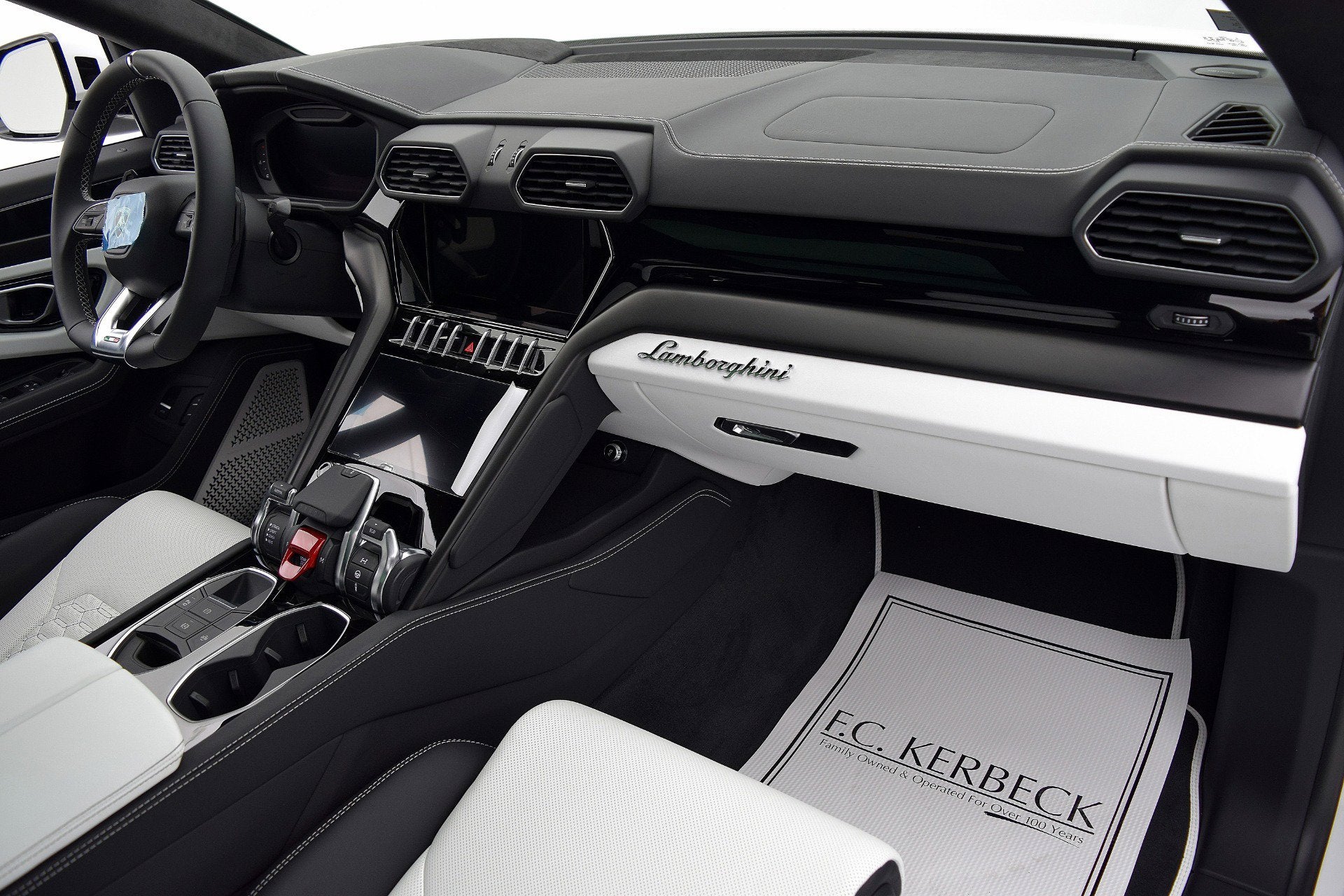 2021 Lamborghini Urus SELEZIONE PRE-OWNED CERTIFIED