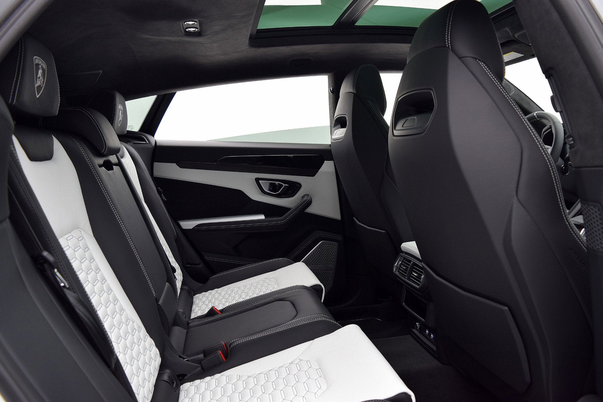 2021 Lamborghini Urus SELEZIONE PRE-OWNED CERTIFIED