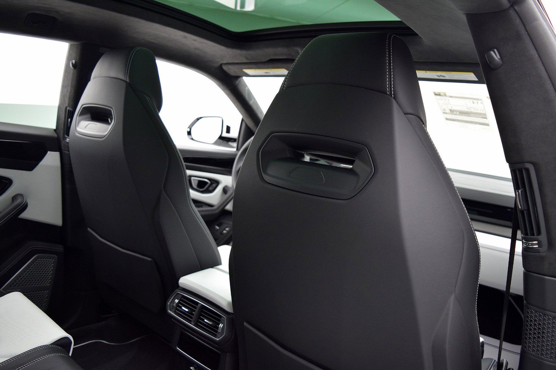 2021 Lamborghini Urus SELEZIONE PRE-OWNED CERTIFIED