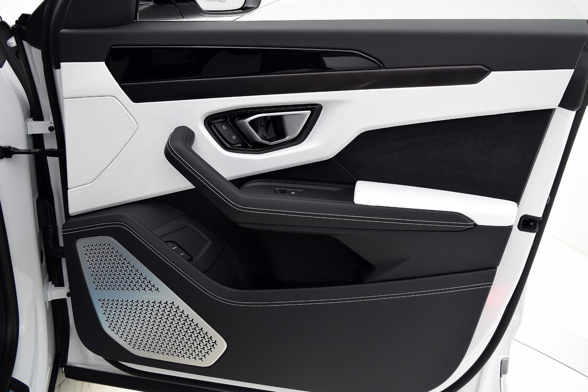 2021 Lamborghini Urus SELEZIONE PRE-OWNED CERTIFIED