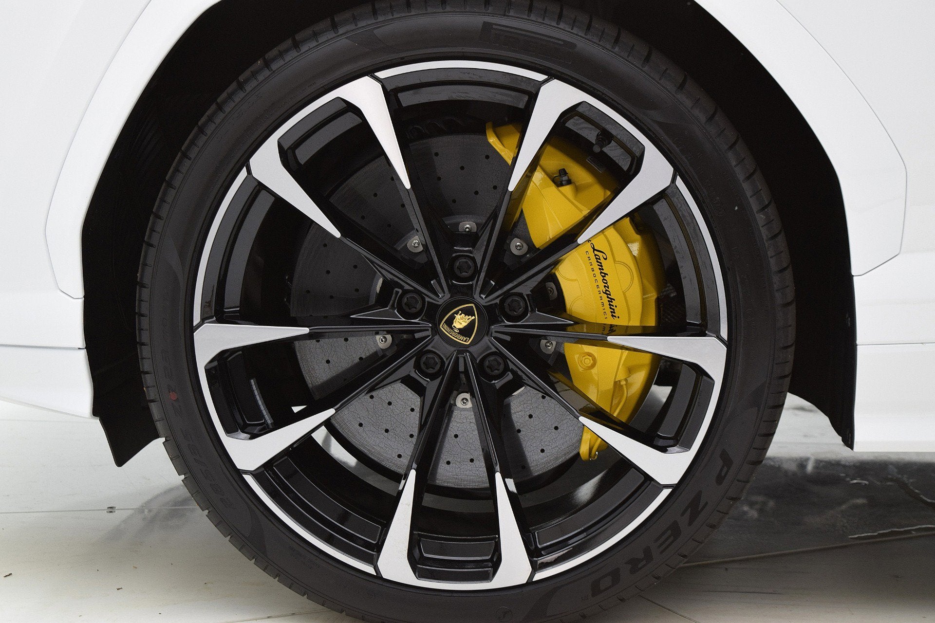 2021 Lamborghini Urus SELEZIONE PRE-OWNED CERTIFIED