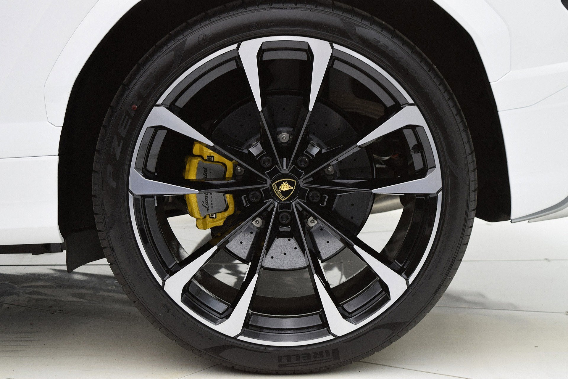 2021 Lamborghini Urus SELEZIONE PRE-OWNED CERTIFIED