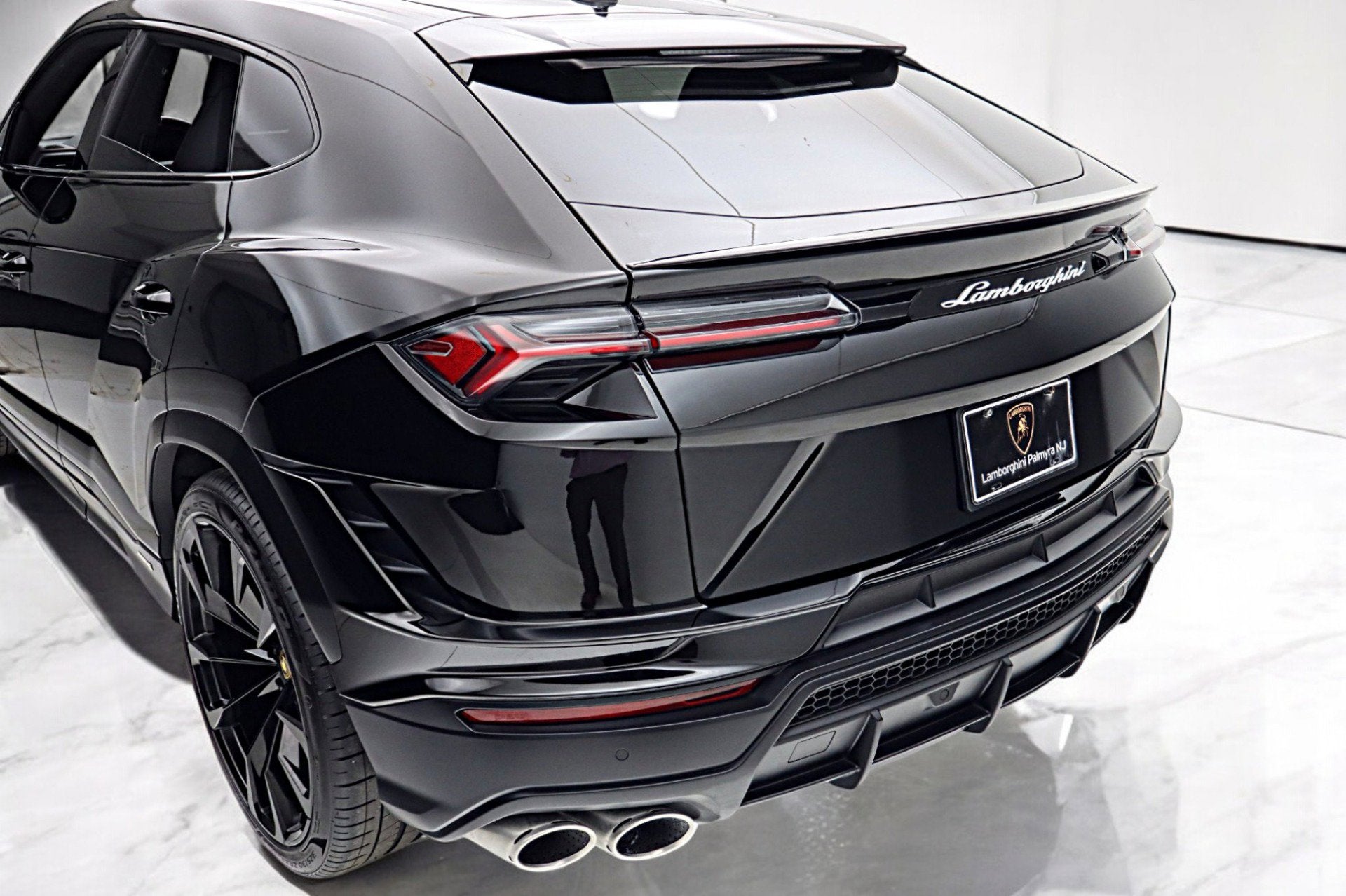 2024 Lamborghini Urus S/LEASE OPTIONS AVAILABLE