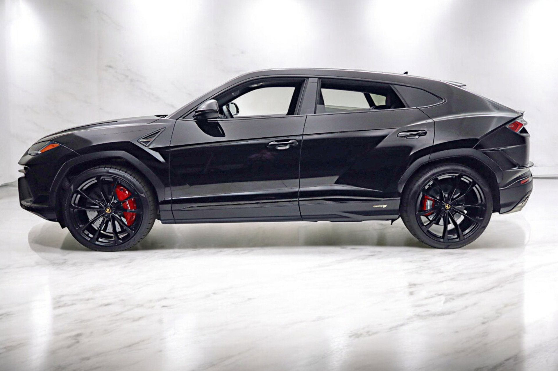 2024 Lamborghini Urus S/LEASE OPTIONS AVAILABLE