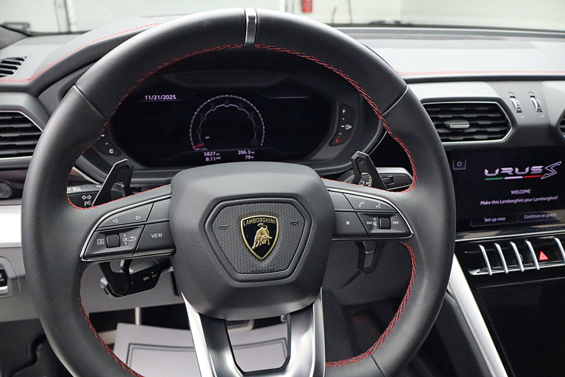 2024 Lamborghini Urus S/LEASE OPTIONS AVAILABLE