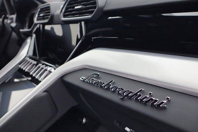 2024 Lamborghini Urus S/LEASE OPTIONS AVAILABLE