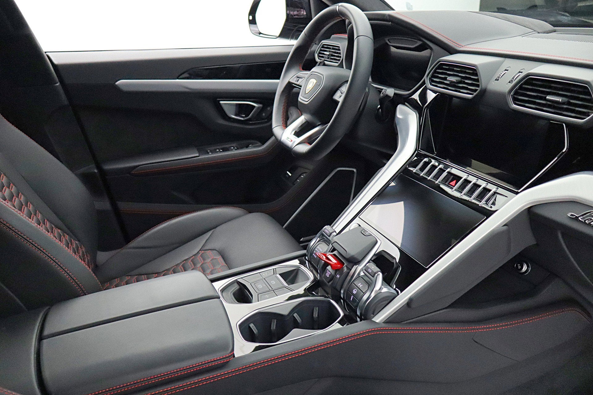 2024 Lamborghini Urus S/LEASE OPTIONS AVAILABLE