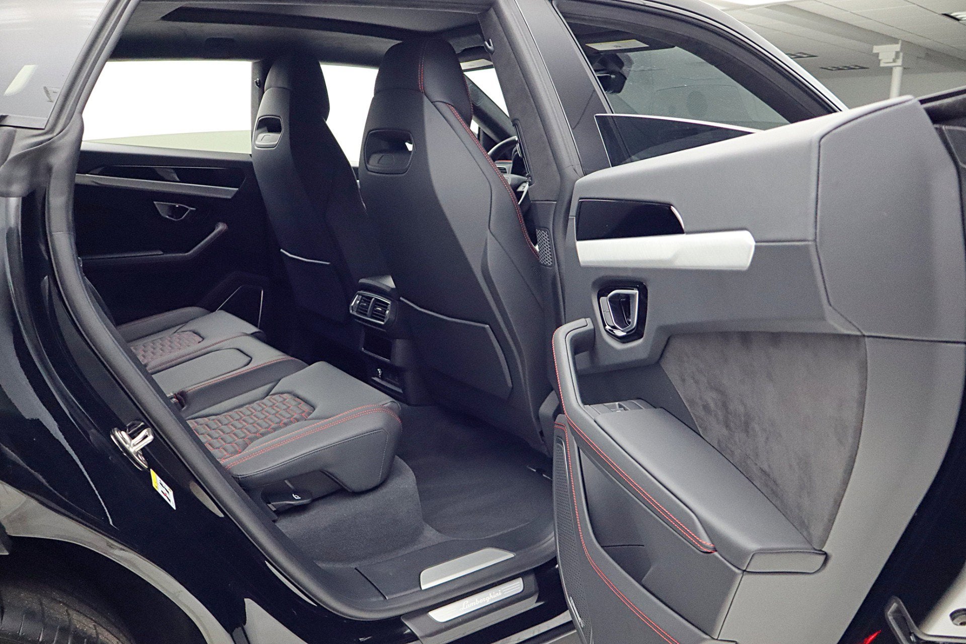 2024 Lamborghini Urus S/LEASE OPTIONS AVAILABLE