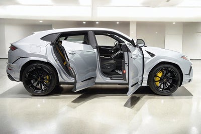 2023 Lamborghini Urus S/SELEZIONE PRE-OWNED CERTIFIED