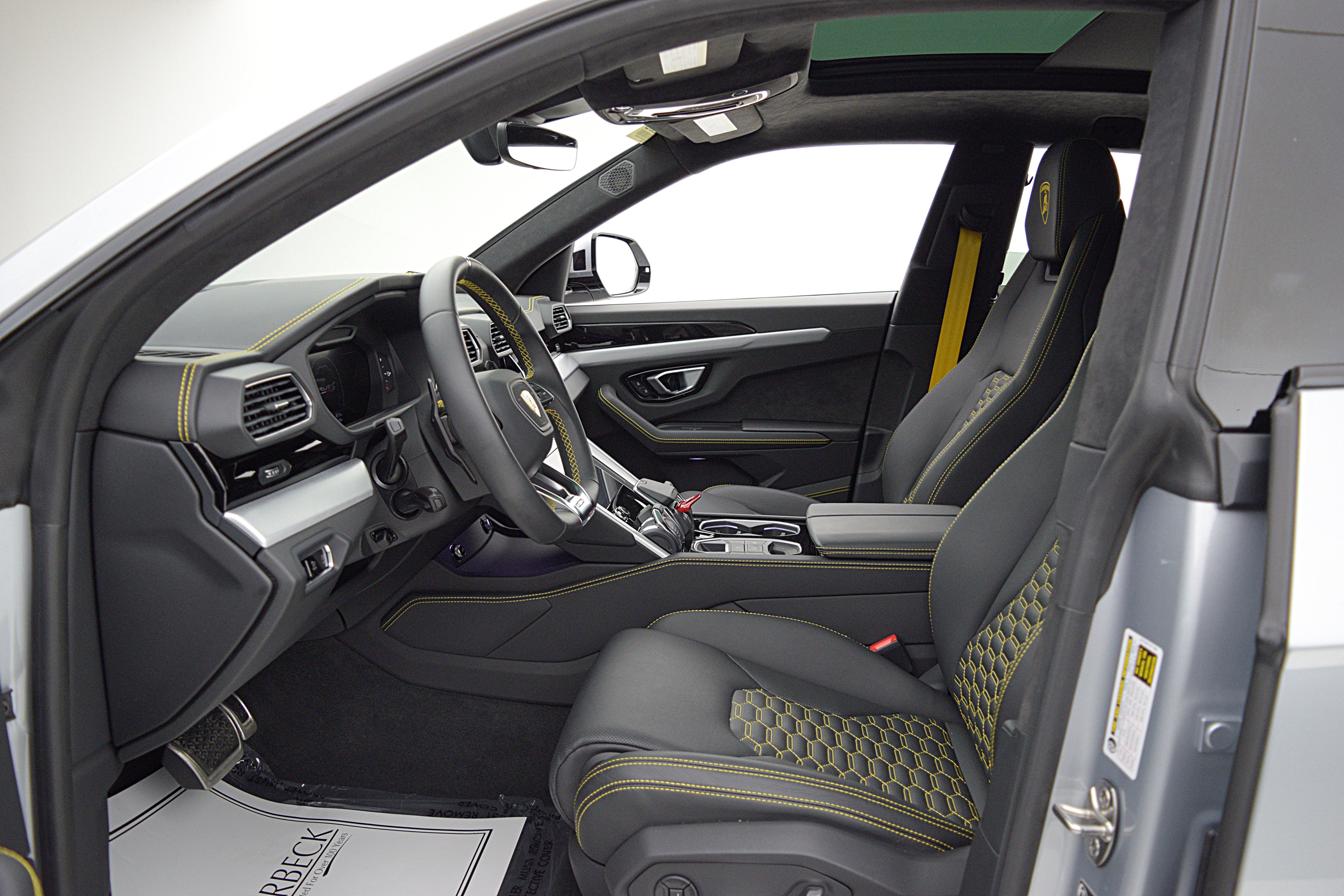2023 Lamborghini Urus S/SELEZIONE PRE-OWNED CERTIFIED