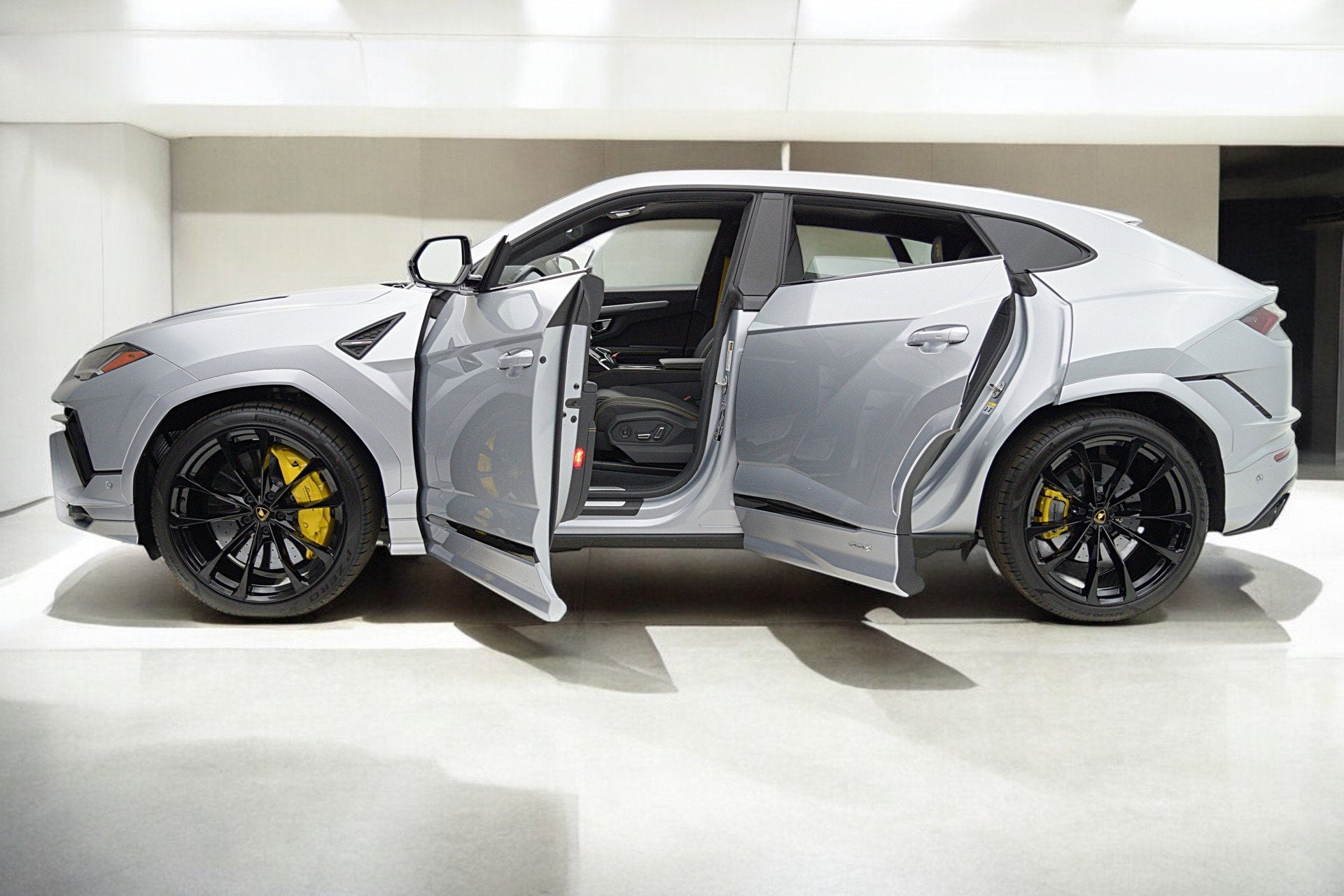 2023 Lamborghini Urus S/SELEZIONE PRE-OWNED CERTIFIED