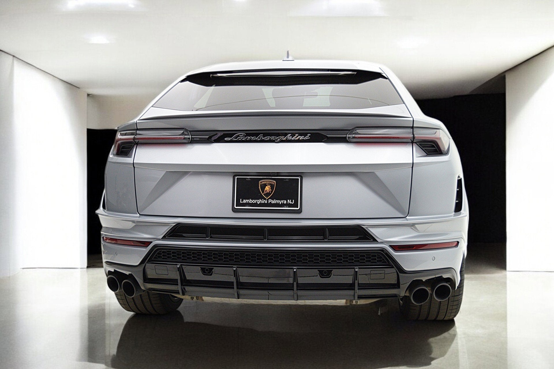 2023 Lamborghini Urus S/SELEZIONE PRE-OWNED CERTIFIED