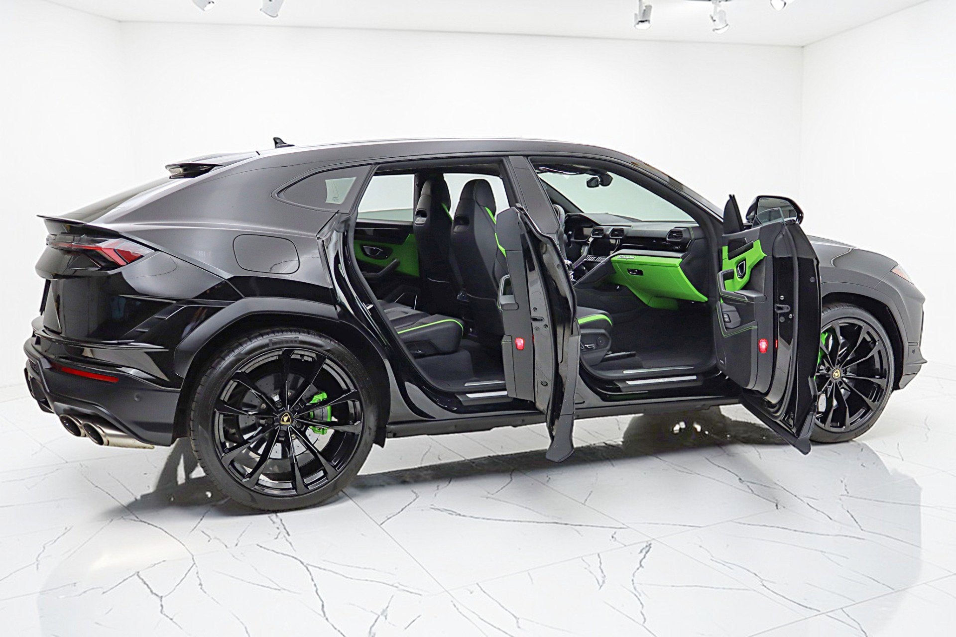 2024 Lamborghini Urus S